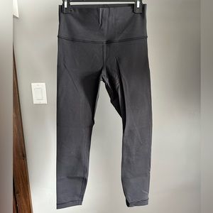 Lululemon Wunder Under Full-on Luon 25”, size 8